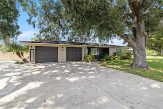 5031 Lakewood Rd, Sebring, FL 33875