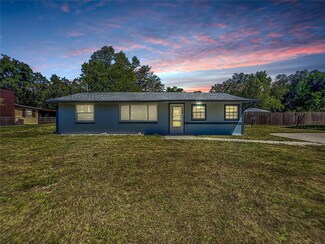 585 S Little John Ave, Inverness, FL 34450