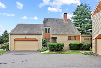 2 Dogwood Ct, Granby, CT 06035
