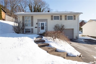 212 Dominican Way, Zelienople, PA 16063
