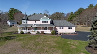 8 Cotley St, Berkley, MA 02779