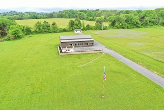 348 Harris Town Rd, Bulls Gap, TN 37711