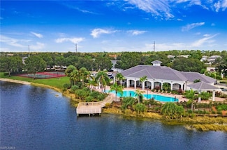 14776 Pinnacle Place Unit 62, Naples, FL 34119