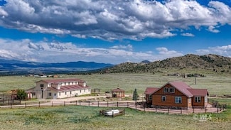 3900 Oak Grove Cir, Westcliffe, CO 81252