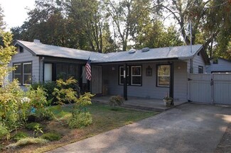 1248 NW Conklin Ave, Grants Pass, OR 97526