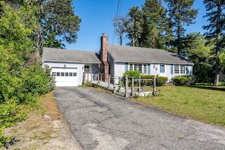 75 Captain York Rd, South Yarmouth, MA 02664