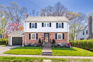 70 Gulliver St, Milton, MA 02186