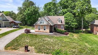 1414 Andera Dr, Maryville, TN 37801
