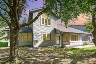 2523 Sumac Ridge, Saint Paul, MN 55110