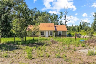 347 Bert Thomas Ln, Crawfordville, FL 32327