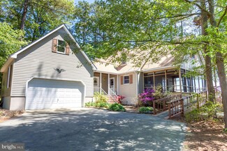 1615 Chancellor Point Rd, Trappe, MD 21673