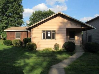 1710 21st Ave, Beaver Falls, PA 15010