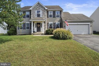 267 Hoffeckers Mill Dr, Smyrna, DE 19977