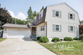 824 S Mckinley Ave, Kankakee, IL 60901