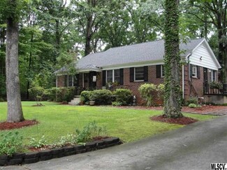 537 12th Ave NE, Hickory, NC 28601