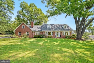13213 Wye Oak Dr, Gaithersburg, MD 20878