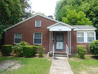304 Patterson St, Tuskegee Institute, AL 36088