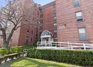 2140 Knapp St Unit 3E, Brooklyn, NY 11229