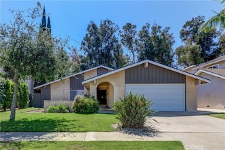 2510 Alona St, Santa Ana, CA 92706