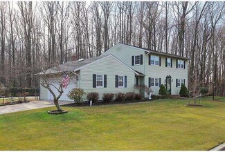 284 Memorial Ave, Gibbstown, NJ 08027