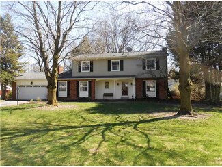 86 Callingham Rd, Pittsford, NY 14534