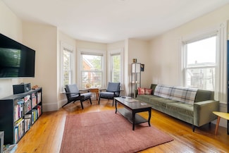 14 Calvin St, Somerville, MA 02143