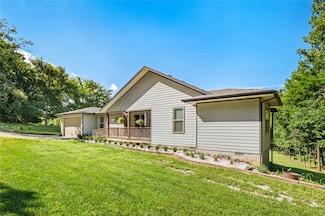 20653 Chimney Field Rd, Winslow, AR 72959