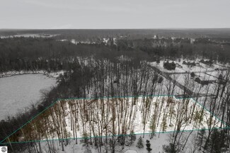 0 Old Cabin Dr Unit 18 1929617, Interlochen, MI 49634