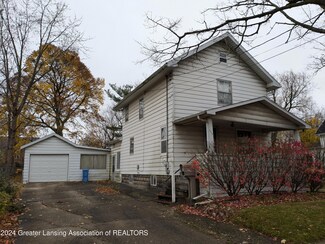 1110 Cleveland St, Lansing, MI 48906