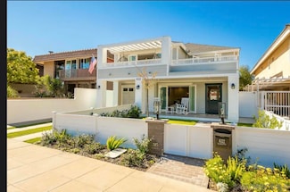 632 Glorietta Blvd, Coronado, CA 92118