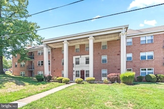 9808 47th Place Unit 303, College Park, MD 20740