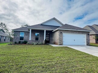 3002 Thunderbolt Dr, Crestview, FL 32539