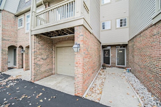2765 Barclay Way, Ann Arbor, MI 48105