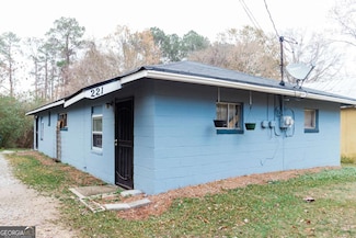 221 Lexington Ave, Griffin, GA 30223