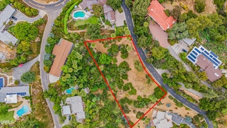 1170 Glen Oaks Blvd, Pasadena, CA 91105
