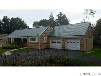 4896 NE Townline Rd, Marcellus, NY 13108