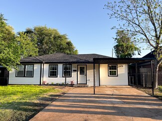 3710 Grassmere St, Houston, TX 77051
