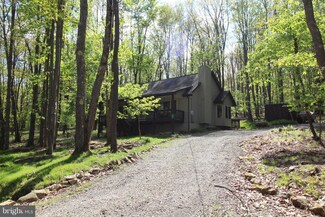 351 Aster Dr, Terra Alta, WV 26764