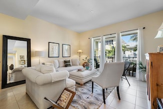 226 N Latitude Cir Unit 207, Delray Beach, FL 33483