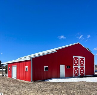 6154 Satterly Lake Rd, Mancelona, MI 49659