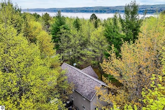 11685 Kruger Rd, Kewadin, MI 49648