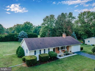447 Adams Rd, Carlisle, PA 17015