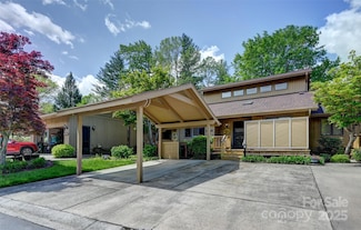 103 Red Oak Dr, Hendersonville, NC 28791