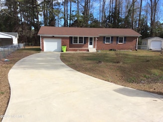 1410 Blue Jay Ct, New Bern, NC 28562