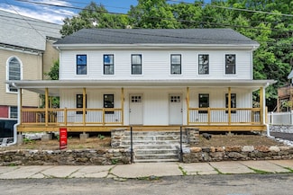 4 Percival St Unit 4, Maynard, MA 01754