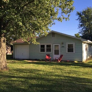 304 E 6th St, Otterbein, IN 47970