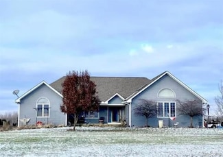 8322 Short Rd, Columbus, MI 48063