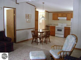 8419 Campbell Rd SE, Fife Lake, MI 49633