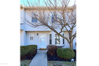 60 County Rd Unit F029, Cliffwood, NJ 07721