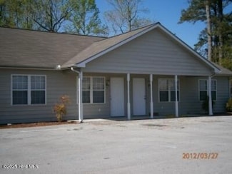 46 Sophia Dr Unit B, Jacksonville, NC 28540